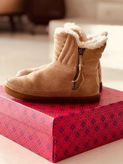 Tory burch discount ugg boots