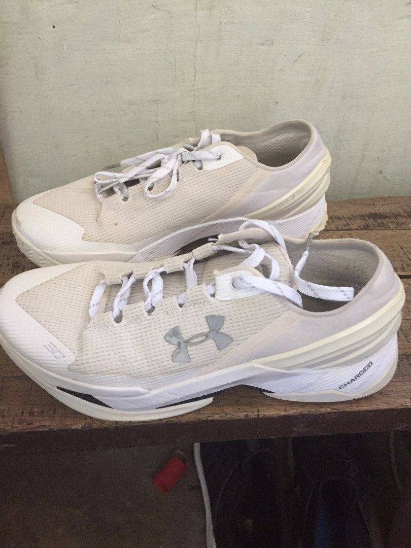 Under Armour Size 9 Steph Curry Edition Men s Fashion Footwear