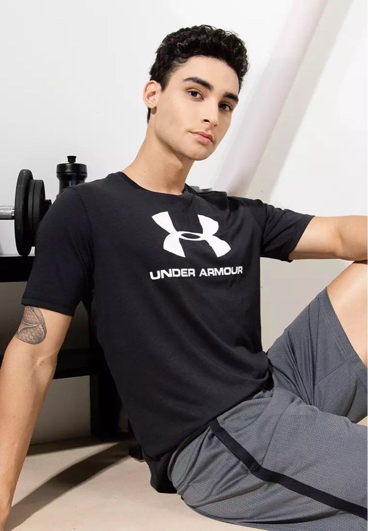 Under Armour Sportstyle logo t-shirt in black