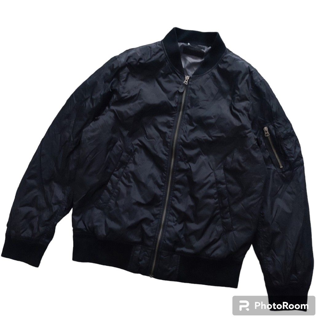 Uniqlo MA 1 Bomber Jacket Men s Fashion Coats Jackets and