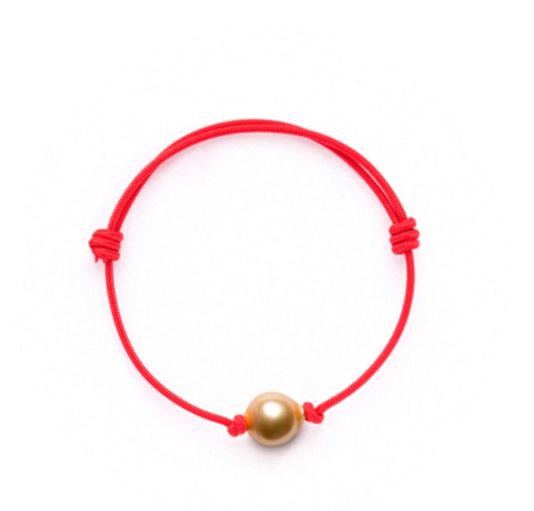 V Jewelry, Women's Fashion, Jewelry & Organizers, Bracelets on Carousell