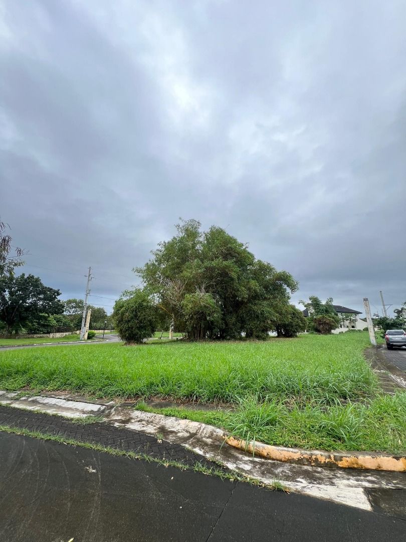 Vacant Corner Lot for sale in Santa Rosa Laguna, Pramana Residential