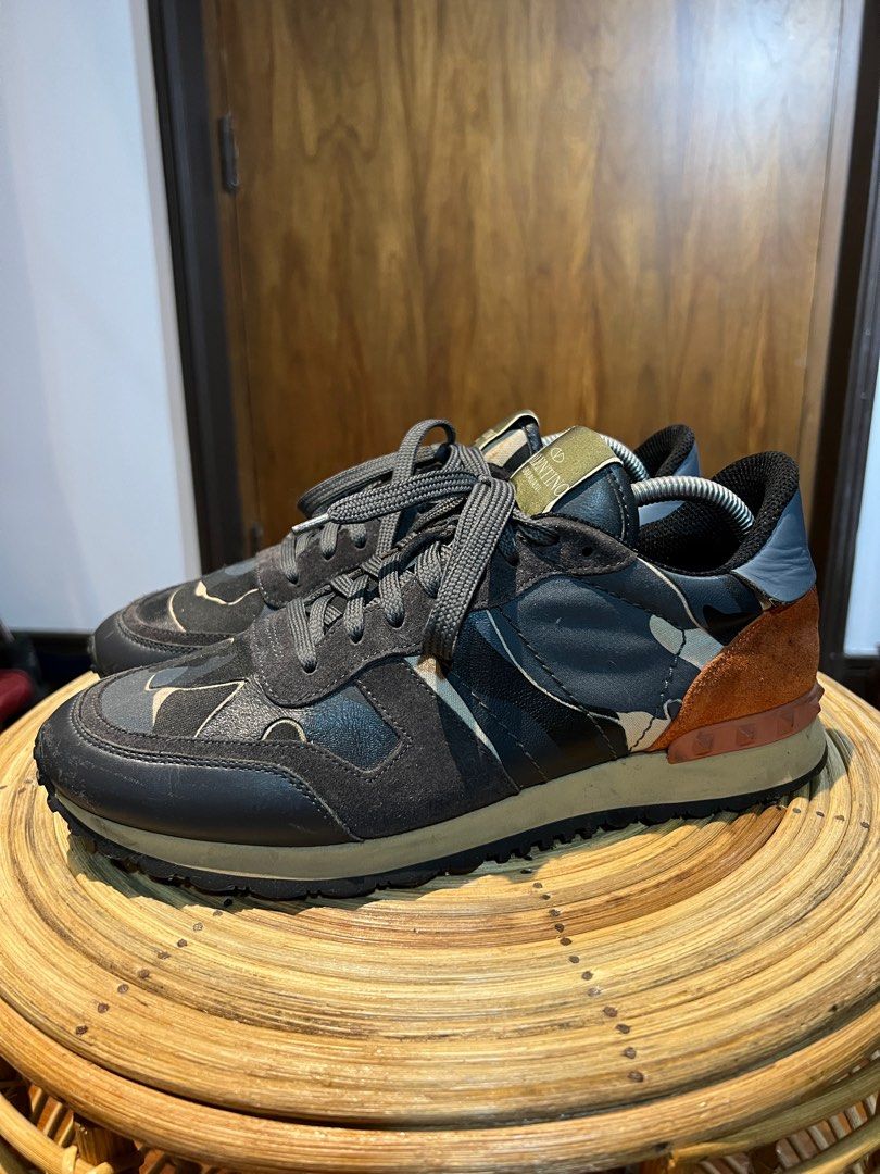 Valentino store trainers navy