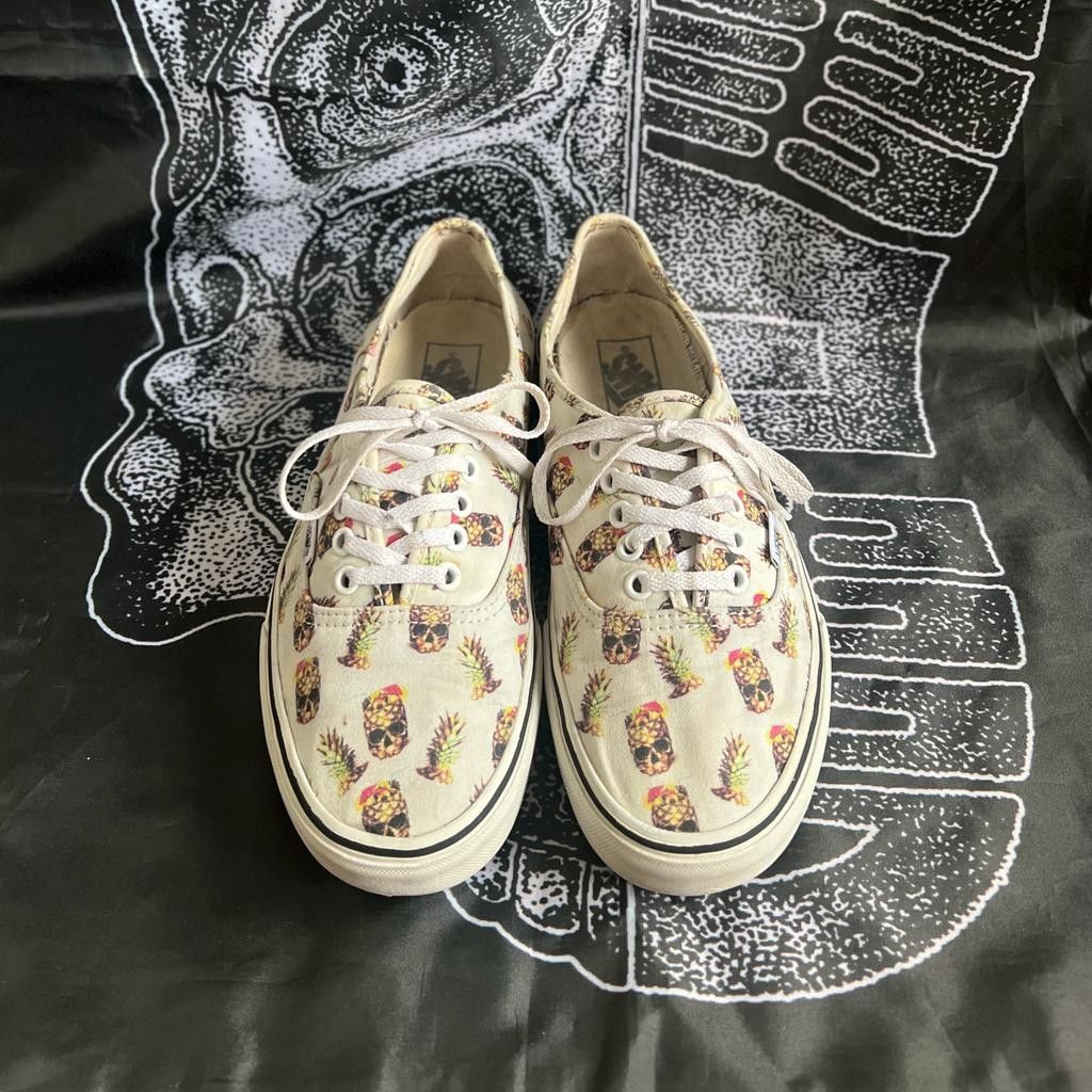 Vans pineapple skull online