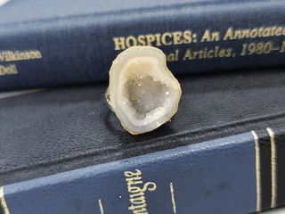 超大顆大自然的精華♥超巨大超深晶體！英國帶回Vintage天然白水晶晶簇能量場晶體晶洞925純銀古董戒指古物男女通用