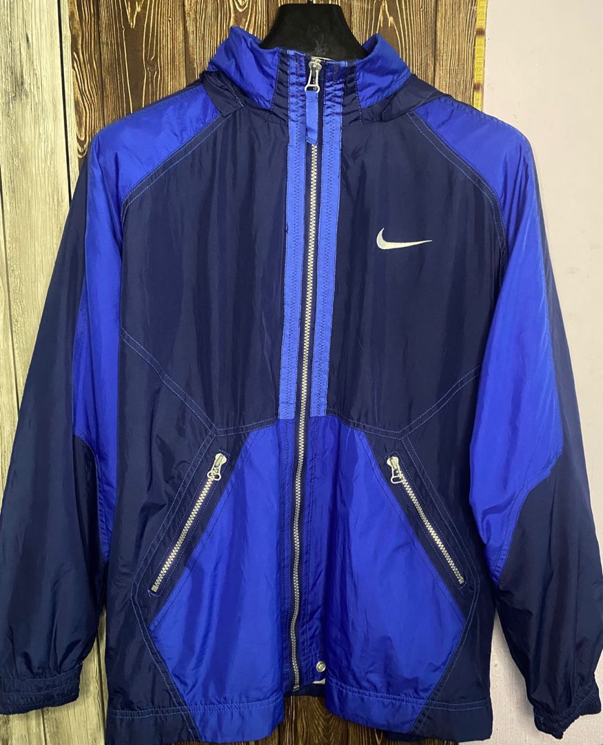 Nike nylon 2025 windbreaker