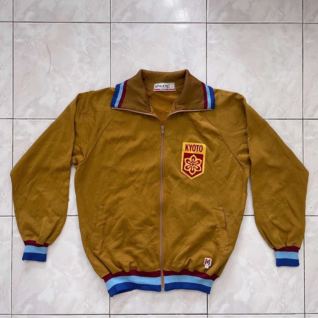 Mizuno track hot sale jacket