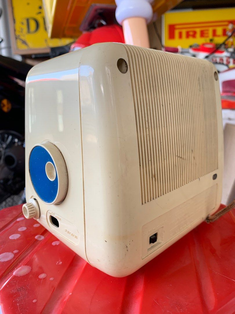 Vintage SANYO digital clock radio, flip flop clock, Hobbies & Toys