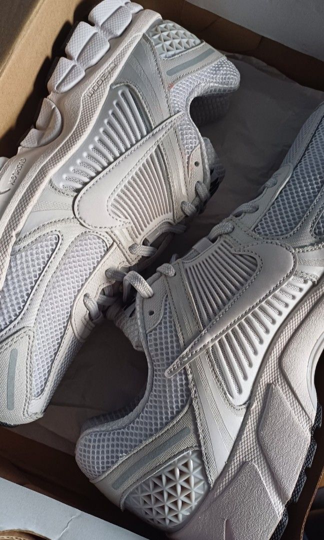 Vomero 5 Vast Grey Men s Fashion Footwear Sneakers on Carousell