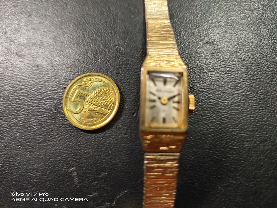 Waltham incabloc 17 ladies hotsell watch