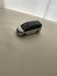(Category: ) located in . Submitted by vdxj7 (Listing ID 1269309579, Image 1). Description: .