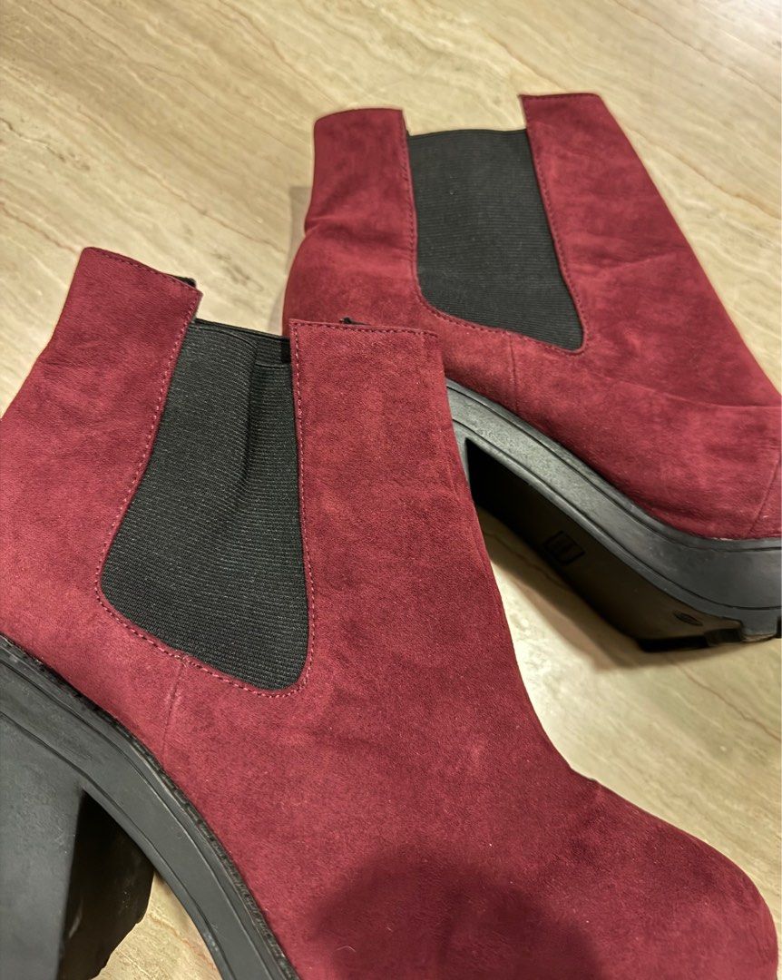 Maroon chelsea boots on sale