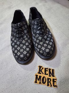 ❗WTS❗

Dr. Martens BRIAR 60’s Geo Brocade Women’s Oxford Shoes 🌺