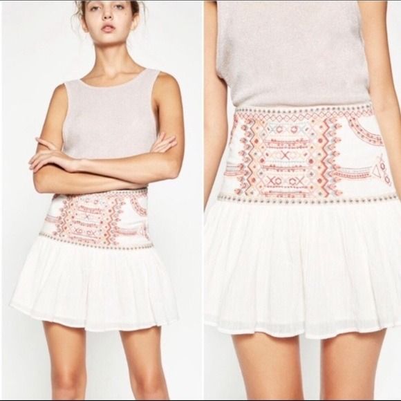 ZARA EMBROIDERED BOHO SKIRT Fesyen Wanita Pakaian Wanita Gaun