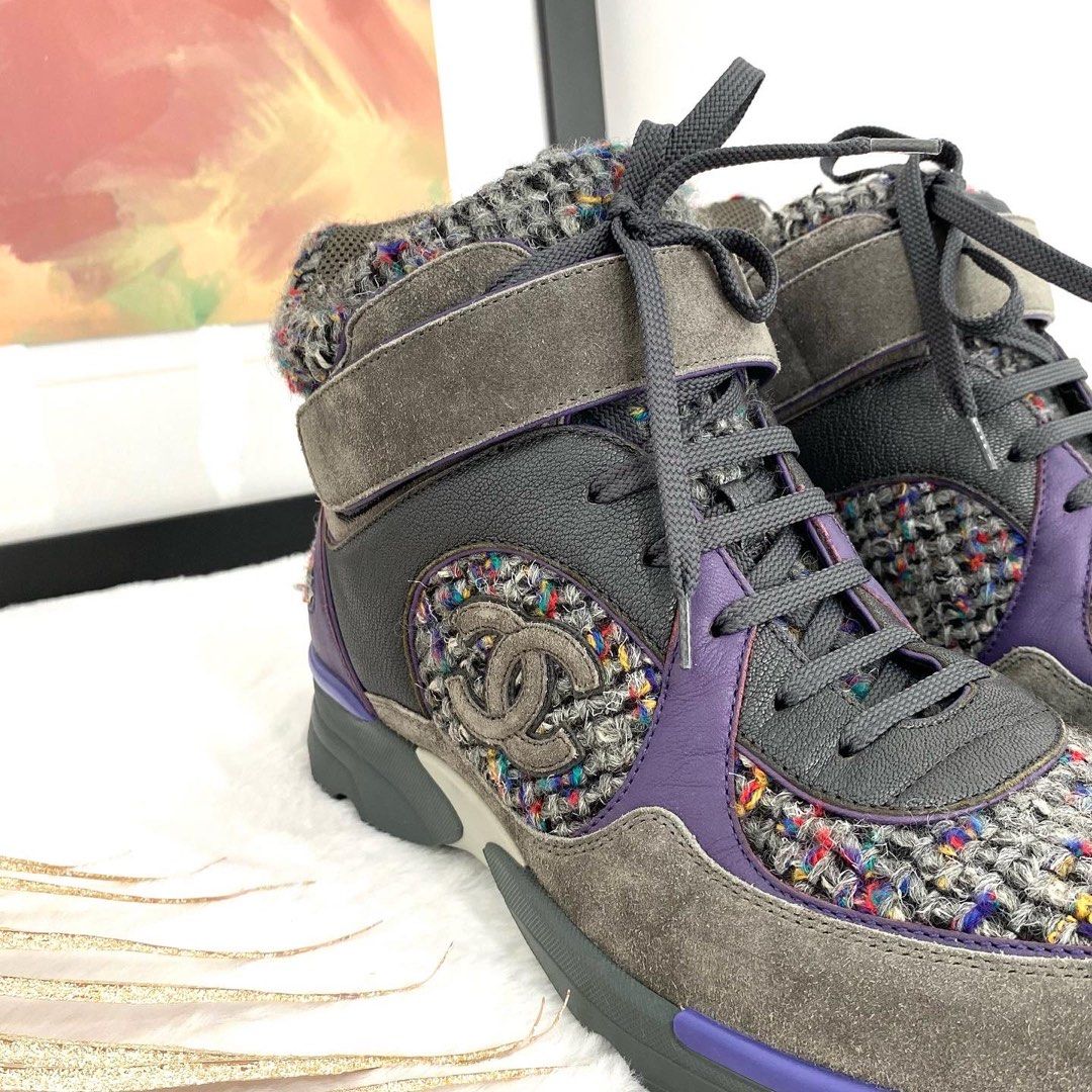 Authentic Chanel Grey Color Suede Leather CC Logo Tweed High Top Sneakers