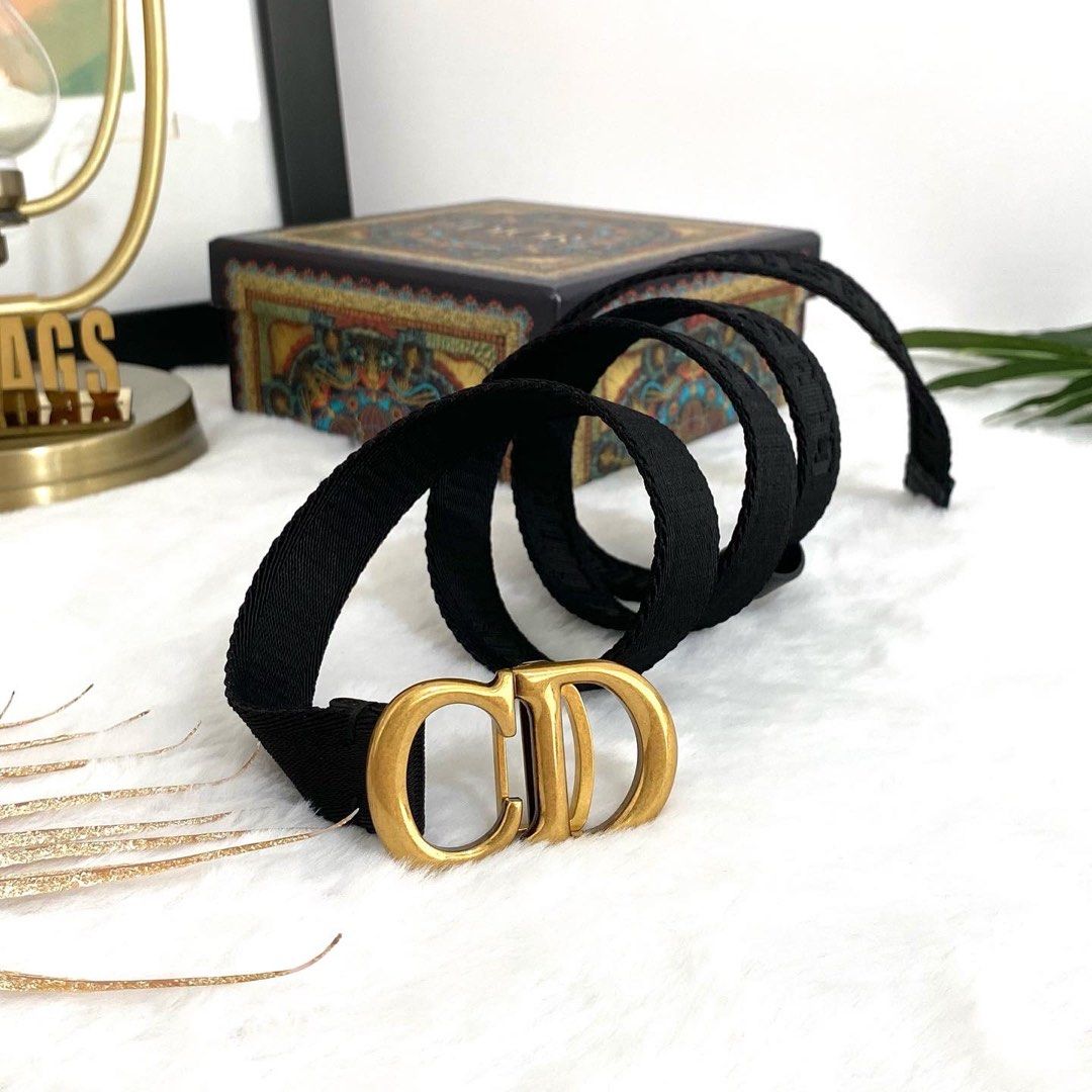 Cd online saddle belt
