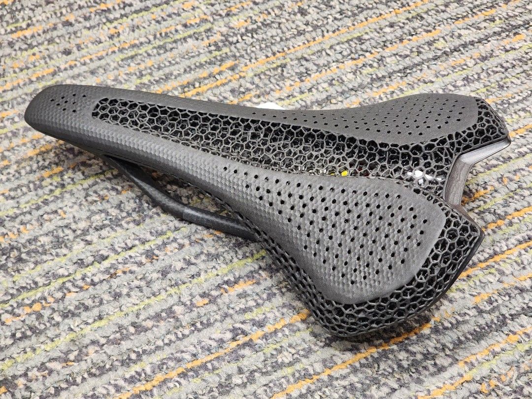 全新Specialized S-works Romin EVO Mirror Saddle 143mm and 155mm