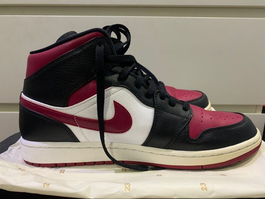 black noble red white