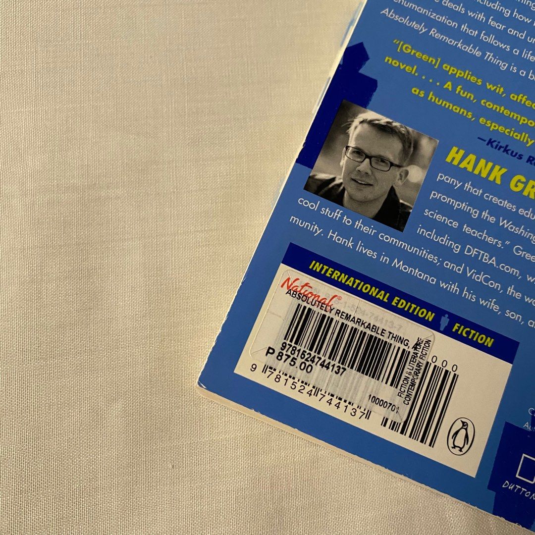 An Absolutely Remarkable Thing by Hank Green, Hobbies & Toys, Books ...