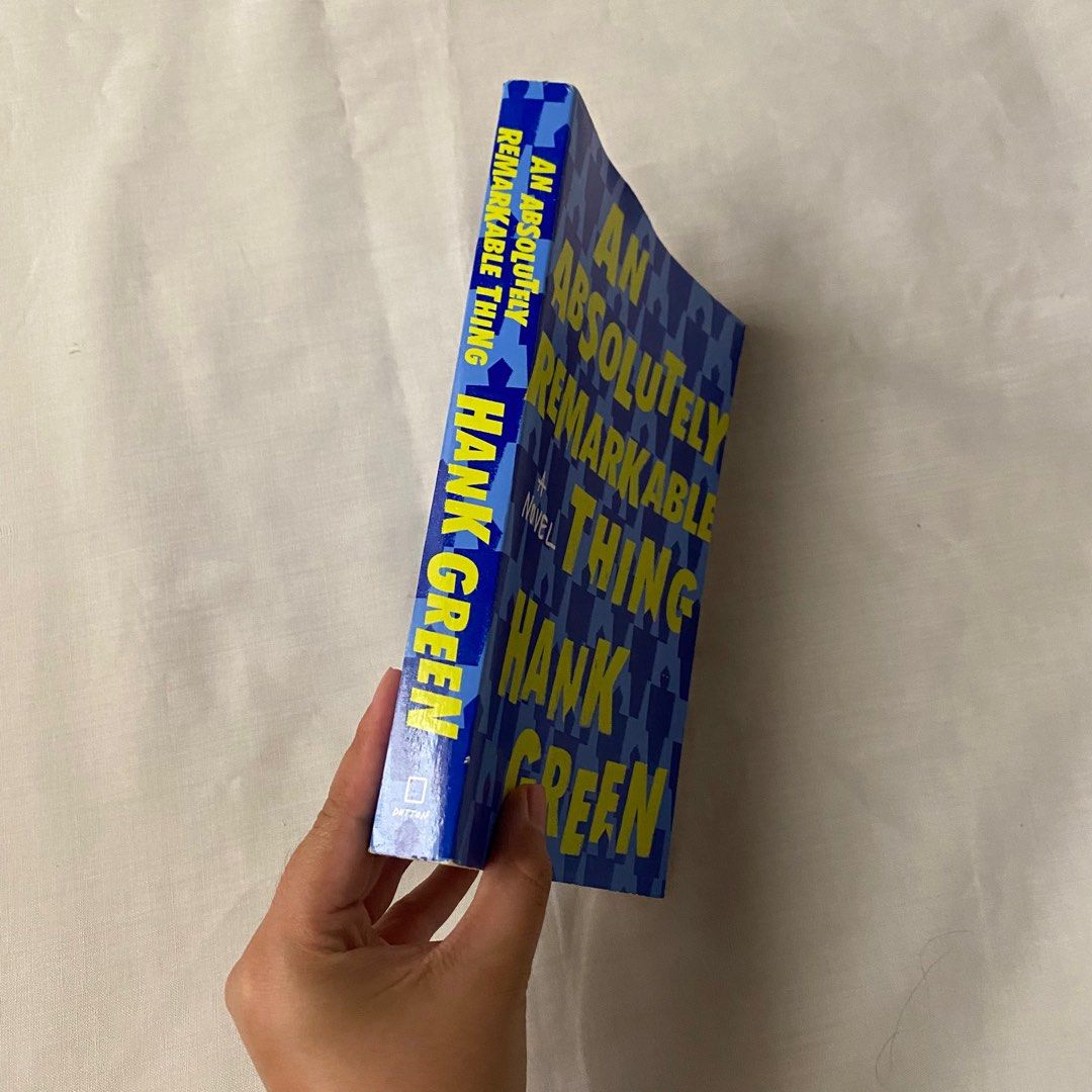 An Absolutely Remarkable Thing by Hank Green, Hobbies & Toys, Books ...