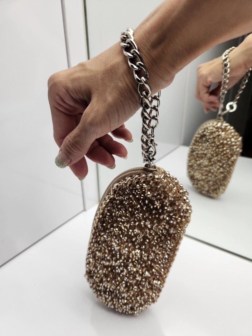 Silver hand clutch shop