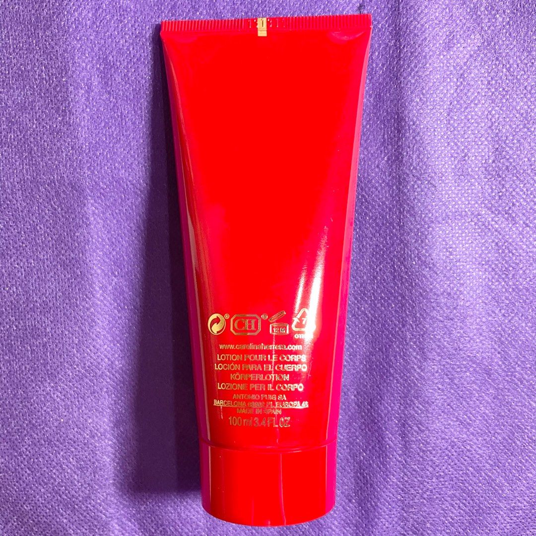 AUTHENTIC Carolina Herrera very good girl perfume perfumed body lotion