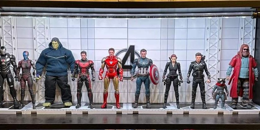 Marvel legends hot toys top