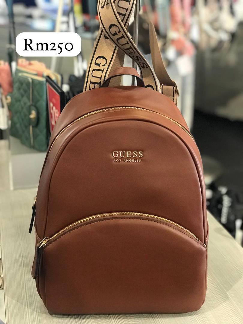 Backpack best sale guess bags