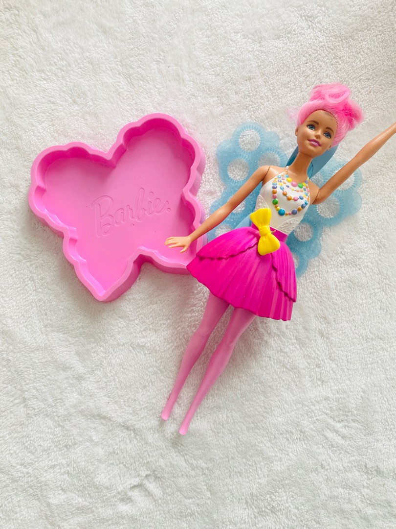 Barbie dreamtopia bubbletastic fairy shop