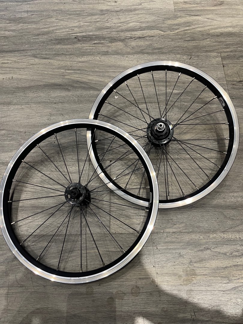 Brompton C3 v4 wheelset external 4 speed