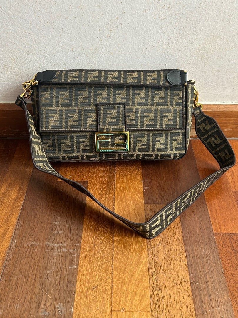 SALE BUNDLE BAG Fendi Baguette