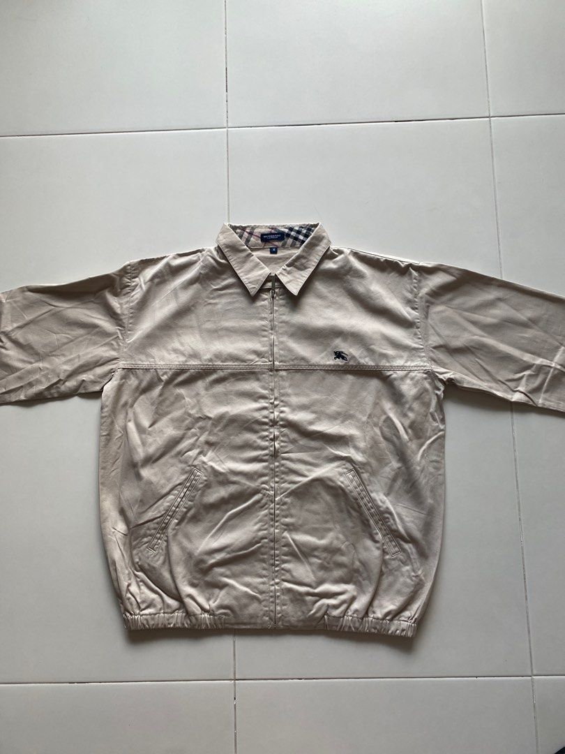 Burberry harrington jacket Men s Fashion Coats Jackets and Outerwear on Carousell