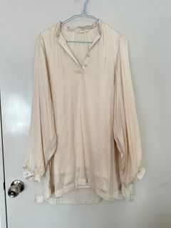 Calaqisya Laurel Balloon Sleeve Top in Sugar Swizzle