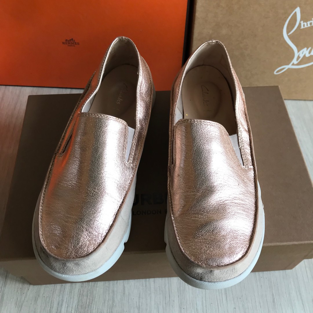 Clarks “ Authentic “ slip on size 38