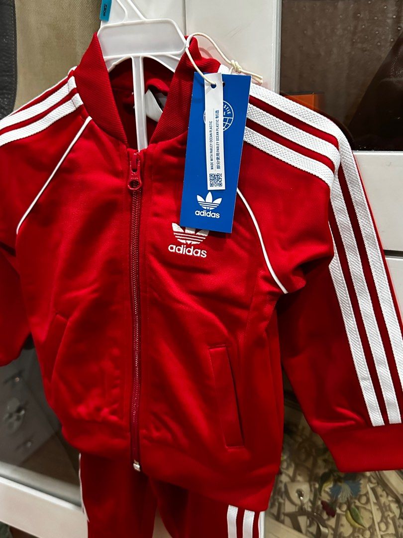 CUTIEEEE! Adidas track suit for babies (Category: Babies & Kids Fashion) located in Marikina City. Submitted by girlbalikbayan (Listing ID 1269696535, Image 3). Description: 📌100% guaranteed authentic! We DO NOT sell fakes, OEM or mall pullouts 📌Price is already low. We will consider a small discount if buying more than 2 items. ADIDAS For your baby’s first Christmas, this track suit is guaranteed to be his or hers BEST OUTFIT. Calling all futu