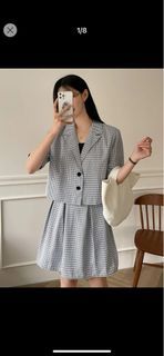 Dazy gingham lapel collar jacket and pleated skirt set
