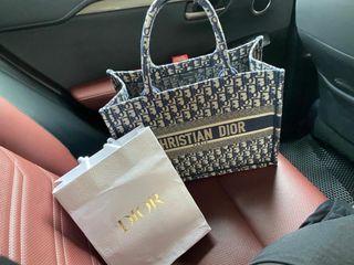 （分類：）位於 。 由 na705 提交（商品編號 1269666918，圖片 1）。簡介： 。