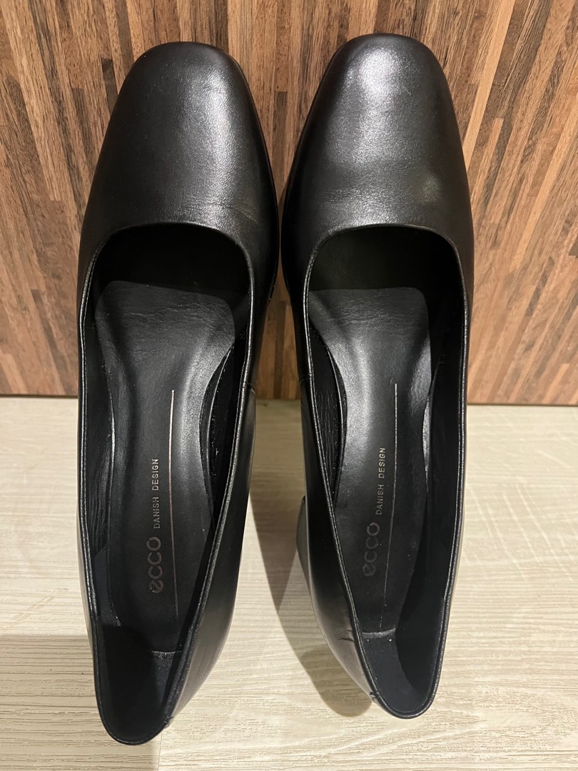ecco heels