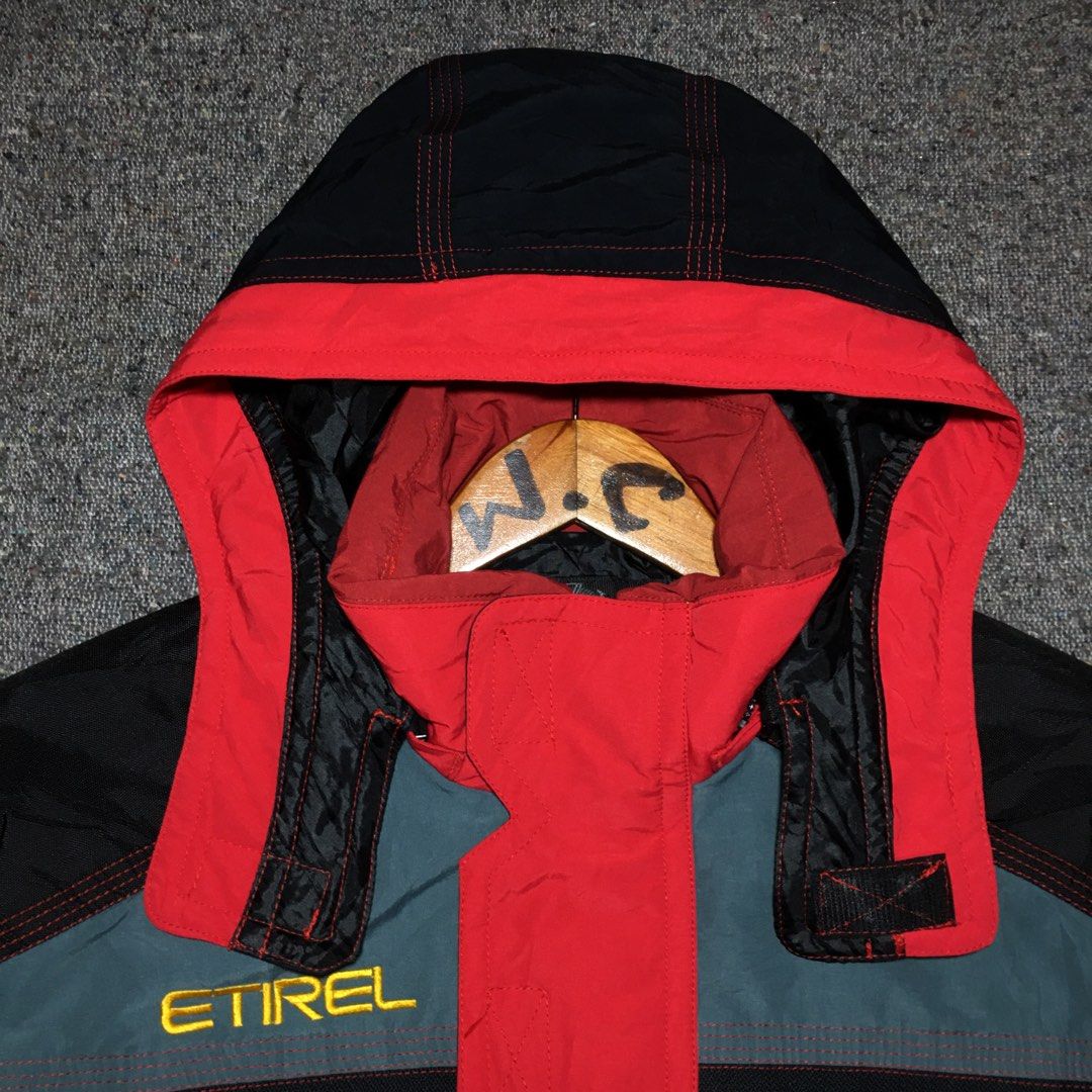 Etirel ski jacket top