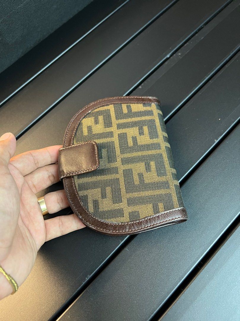 Fendi zucca wallet (Category: Luxury Bags & Wallets) located in Binalonan. Submitted by sheenaluxarchive (Listing ID 1269598384, Image 2). Description: Rank A to AB Sign of used No major flaws.