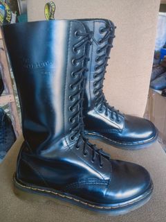 For sale Dr. Martens 1914 boots