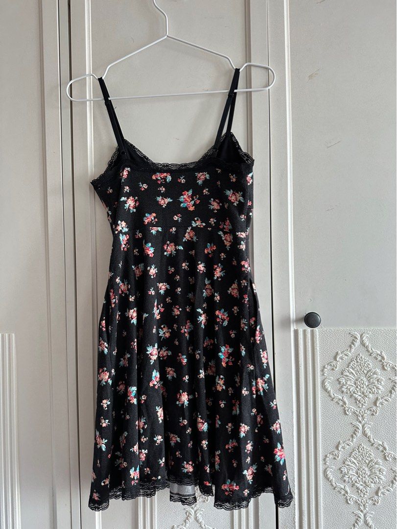 Dress with pockets forever 21 discount