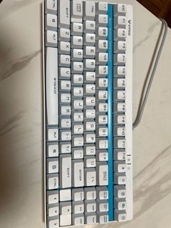 （分類：）位於 。 由 sun.hoonieee 提交（商品編號 1269585353，圖片 1）。簡介： 。