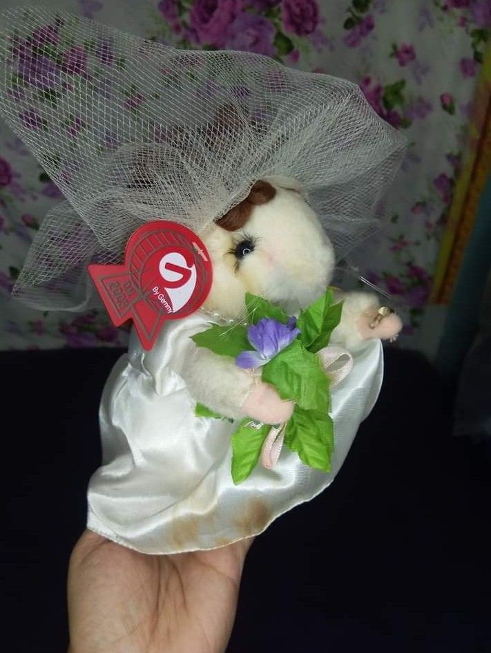 Gemmy Animated Singing Dancing Mouse Bride (Category: Interactive Toys) located in Navotas City. Submitted by tindahan.ni.lyn (Listing ID 1269629552, Image 3). Description: battery operated.. the last time i check kumakanta siya pero hindi sumasayaw.. buy as is.. pay after invoice sent,need funds no long reservation no rush shipping MOP Gcash MOD Flash Express NO Shopee Check Out.