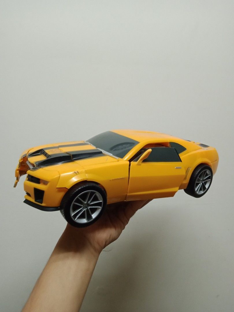 Transformers rc deals ultimate bumblebee