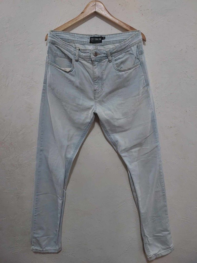 H&m jeans 34 (Category: Jeans) located in Quezon. Submitted by collapse7 (Listing ID 1269670398, Image 1). Description: h&m size 34 jeans stretchable.