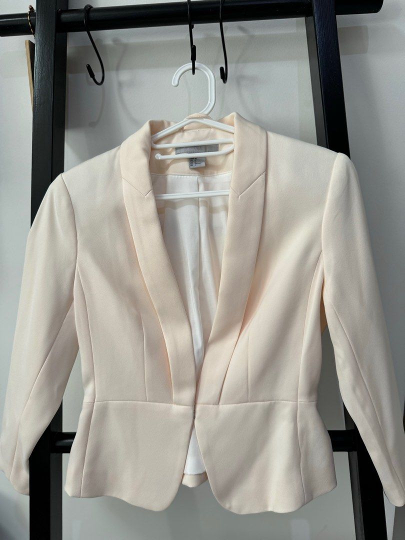 H M Nude blazer jacket in Eur 32 Women s Fashion Coats Jackets