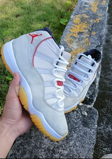 JORDAN 11 PLATINUM TINT