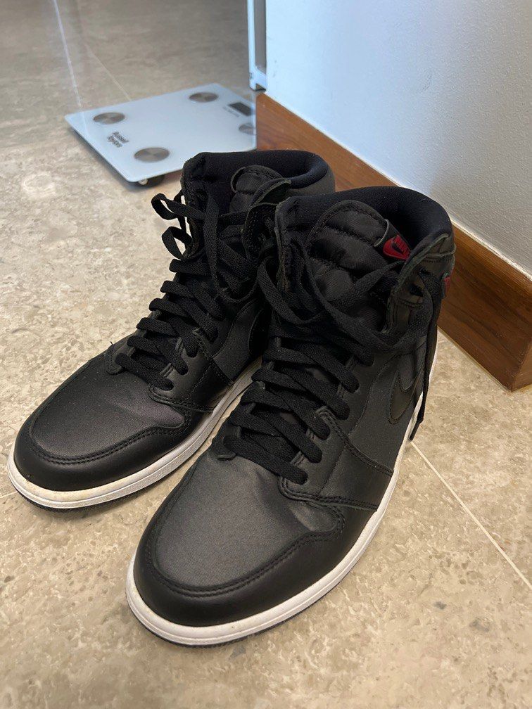 jordan 1 black satin gym red