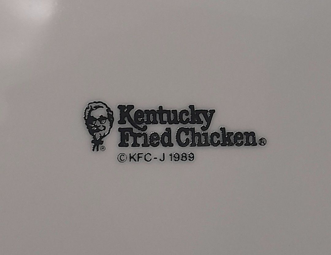KFC Christmas Plate Year 1989, Hobbies & Toys, Collectibles